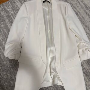 Zara White Blazer Modern Silhouette 3/4 Sleeves